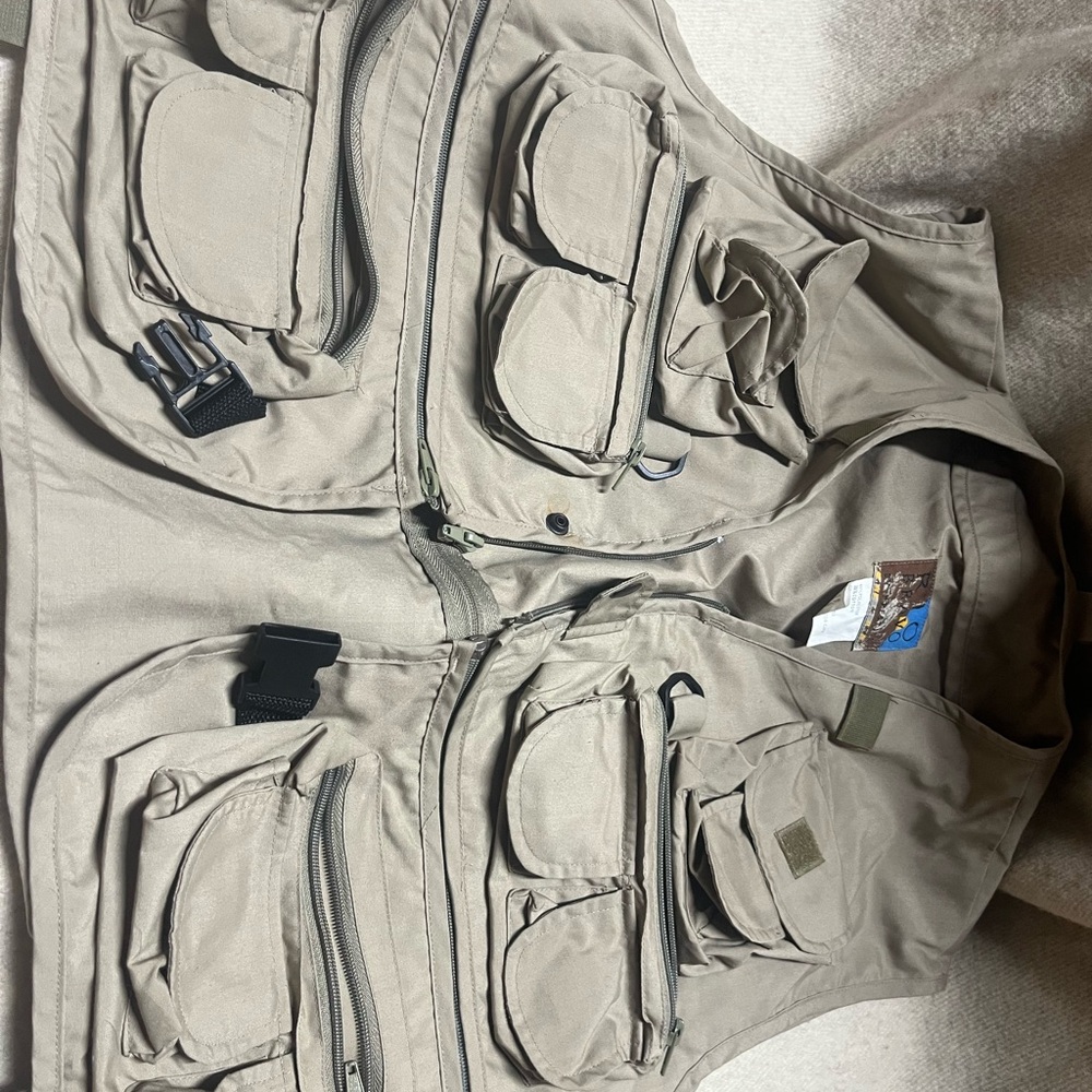 Beige Multi-Pocket Utility Vest